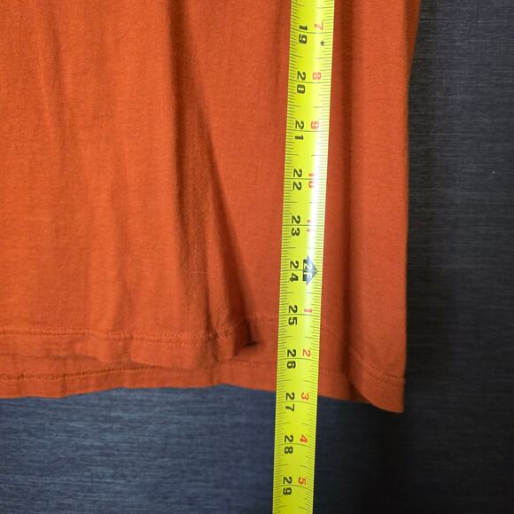 Hook Em! Embroidered Texas Longhorns Tshirt womens Medium - Picture 7 of 7